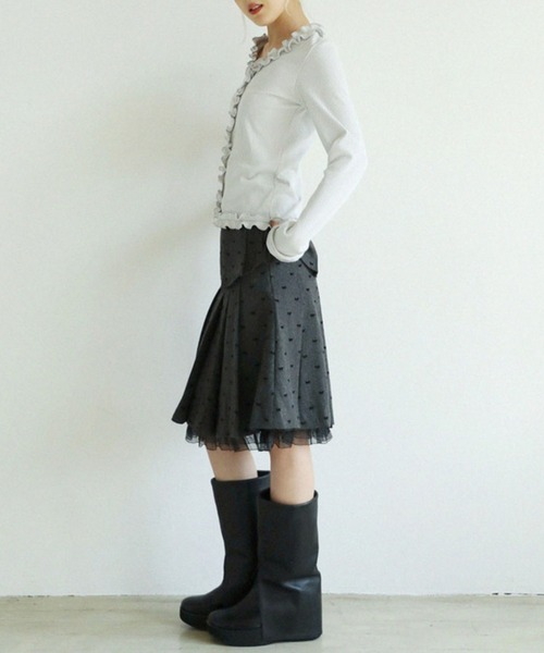 UGLY SHADOW(アグリーシャドウ)の「【Uglyshadow】RUFFLE RIBBED T-SHIRT / 【アグリーシャドウ】ラッフルリブド長袖Tシャツ(Tシャツ/カットソー・レディース・ネイビー/ブラック/ライトグレー・ONE SIZE)」の22枚目の写真