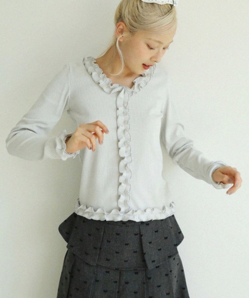 UGLY SHADOW(アグリーシャドウ)の「【Uglyshadow】RUFFLE RIBBED T-SHIRT / 【アグリーシャドウ】ラッフルリブド長袖Tシャツ(Tシャツ/カットソー・レディース・ネイビー/ブラック/ライトグレー・ONE SIZE)」の15枚目の写真