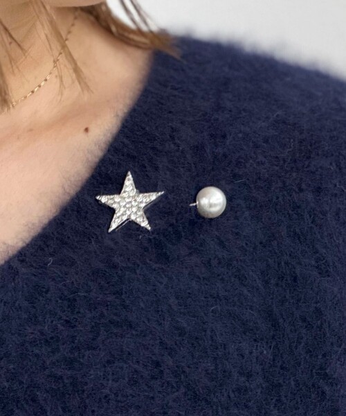 grace grace （グラスグラス）の「【grace grace/グラスグラス】スターパヴェプッシュピン（ブローチ/コサージュ・レディース・シルバー・FREE）」の2枚目の写真