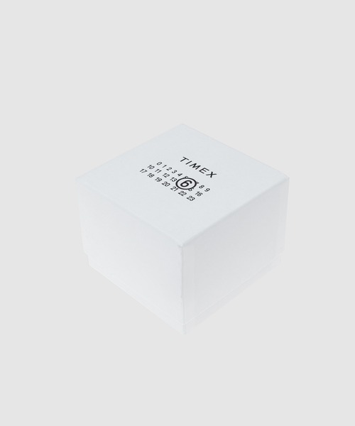 MM6 Maison Margiela（ｴﾑｴﾑｼｯｸｽ ﾒｿﾞﾝ ﾏﾙｼﾞｪﾗ）の「Ring Watch Size S/M（リング・レディース・ゴールド・ONE SIZE）」の5枚目の写真