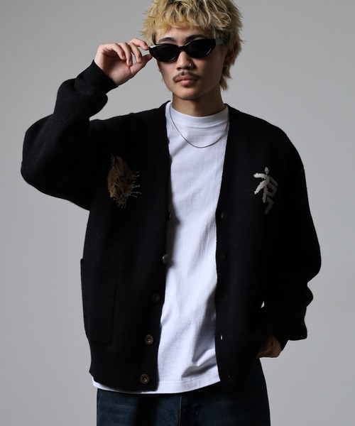 KRIFF MAYER（クリフメイヤー）の「KRIFF MAYER もちのびニットカーデ(虎)（カーディガン/ボレロ・メンズ・ブルー/カーキ/ブラック・XL/L/M）」の19枚目の写真