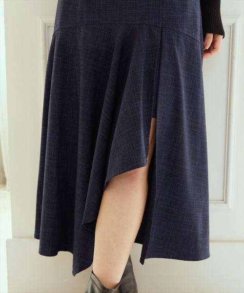 AND COUTURE（アンドクチュール）の「ブッチャーインナーミニマーメイドスカート（スカート・レディース・ブラック系その他/ブルー系その他・SMALL/MEDIUM）」の13枚目の写真