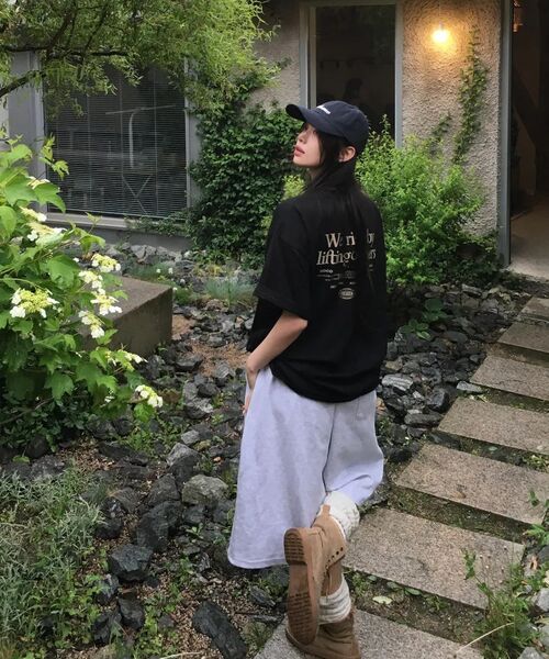 AGOD（エージーオーディー）の「ウォライジ レタリング 半袖Tシャツ [ブラック]（Tシャツ/カットソー・レディース・その他・SMALL/MEDIUM/LARGE）」の11枚目の写真