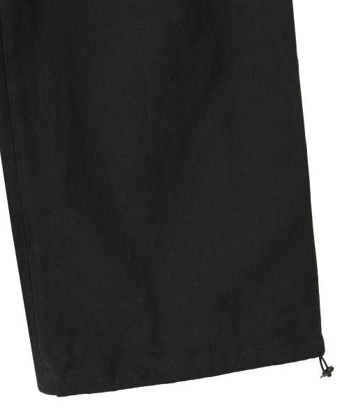 WOOALONG(ウアロン)の「Essential Twill String Banding Wide Pants - BLACK(その他パンツ・レディース・ブラック・SMALL/LARGE)」の6枚目の写真