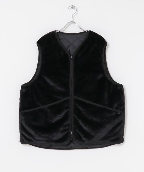 DAIWA PIER39（ダイワピア39）の「DAIWA PIER39　TECHREVERSIBLE BRITISH HUNTER FURVEST（ダウンベスト・メンズ・ブラック/グリーン・X-LARGE/MEDIUM/LARGE）」の3枚目の写真