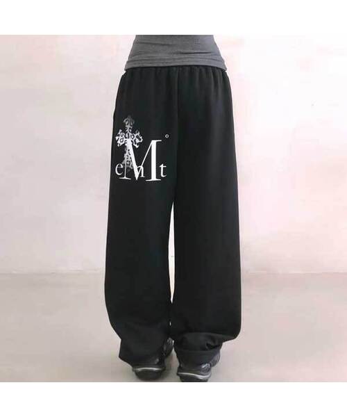 MUCENT(ムセント)の「サハラグラデーションヒョピクロススウェットパンツ 男女共用 (2カラー)(スウェットパンツ・レディース・グレー/ブラック・S)」の1枚目の写真