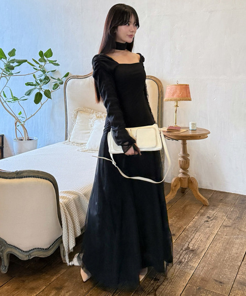 ROYAL PARTY(ロイヤルパーティー)の「チョーカー付レイヤードチュールニットソーワンピース(ワンピース・レディース・ブラック/オフホワイト/グレー・FREE)」の14枚目の写真