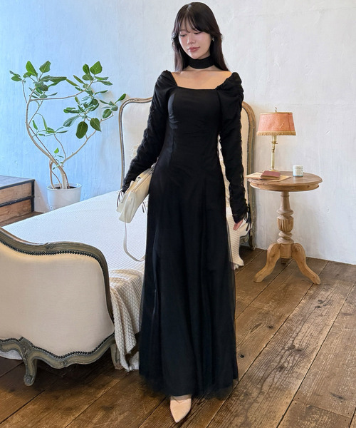 ROYAL PARTY(ロイヤルパーティー)の「チョーカー付レイヤードチュールニットソーワンピース(ワンピース・レディース・ブラック/オフホワイト/グレー・FREE)」の1枚目の写真