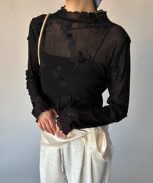 FUULLY STUDIO（フーリィーステューディオ）の「フラワージャガードシアーハイネックプルオーバー（その他トップス）」