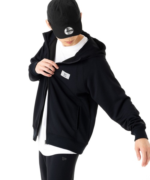 NEW ERA（ニューエラ）の「ニューエラ パフォーマンスアパレル ジップパーカー（パーカー・メンズ・ブラック・XXL/L/M）」の3枚目の写真