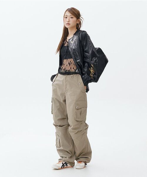 NYXX(エヌワイエックスエックス)の「ZIPPER CUT CARGO POCKET PANTS KHAKI(その他パンツ・レディース・その他・SMALL/MEDIUM)」の5枚目の写真