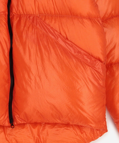 KLUANE MOUNTAINEERING（クルアニマウンテンニアーリング）の「KLUANE MOUNTAINEERING | INNER PARKA ORANGE MEN（ダウンジャケット/コート・メンズ・オレンジ・L/M）」の6枚目の写真