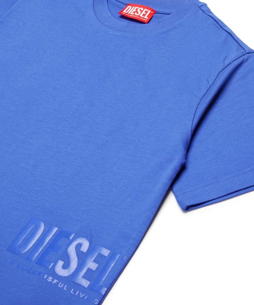 DIESEL KIDS(ディーゼルキッズ)の「DIESEL(ディーゼル)Kids & Junior ワンポイントブランドロゴ半袖Tシャツカットソー(Tシャツ/カットソー・キッズ・ブルー/レッド/ホワイト/ブラック・12Y/14Y/16Y/6Y/10Y/8Y/4Y)」の7枚目の写真