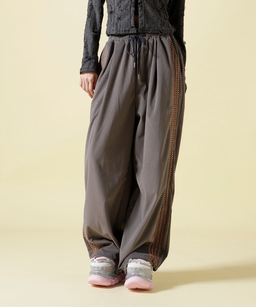 SIS(エスアイエス)の「SIS/エスアイエス/Velour Line Wide Pants(その他パンツ・レディース・ブラウン/ブラック/ワイン・F)」の2枚目の写真