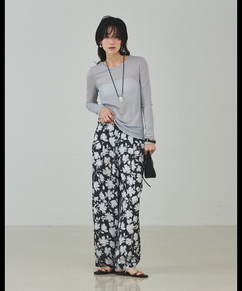 qualite（カリテ）の「シアーテレコロングスリーブT/春服/夏服/重ね着/レイヤード/シアー（Tシャツ/カットソー・レディース・オフホワイト/ブラック/ライトグレー・フリー）」の15枚目の写真