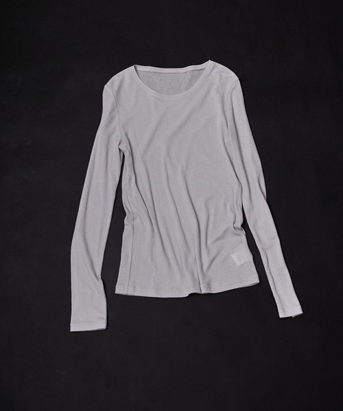qualite(カリテ)の「シアーテレコロングスリーブT/春服/夏服/重ね着/レイヤード/シアー(Tシャツ/カットソー・レディース・オフホワイト/ブラック/ライトグレー・フリー)」の6枚目の写真