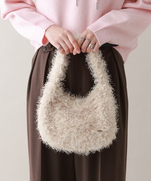 RAGEBLUE(レイジブルー)の「シャイニーフリンジバッグ(ショルダーバッグ・レディース・ブラック/ホワイト・FREE)」の2枚目の写真