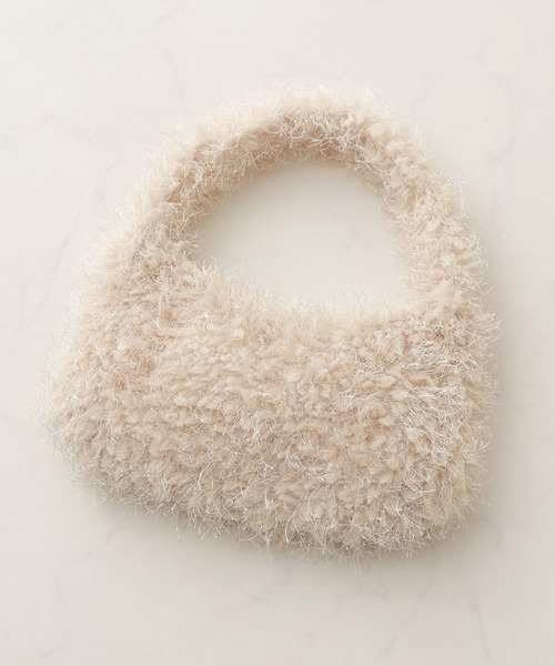 RAGEBLUE(レイジブルー)の「シャイニーフリンジバッグ(ショルダーバッグ・レディース・ブラック/ホワイト・FREE)」の4枚目の写真