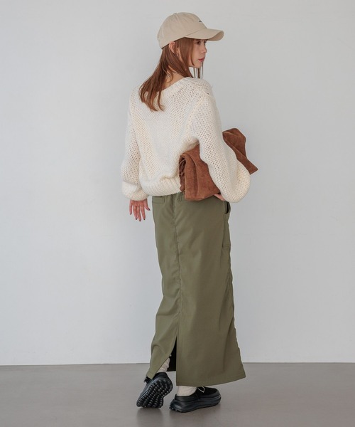 BAYFLOW（ベイフロー）の「[春先まで着られる♪]ザックリVネックニットプルオーバー（ニット/セーター・レディース・ピンク/ライトブルー/オフホワイト・FREE）」の6枚目の写真