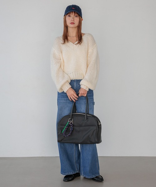 BAYFLOW（ベイフロー）の「[春先まで着られる♪]ザックリVネックニットプルオーバー（ニット/セーター・レディース・ピンク/ライトブルー/オフホワイト・FREE）」の7枚目の写真