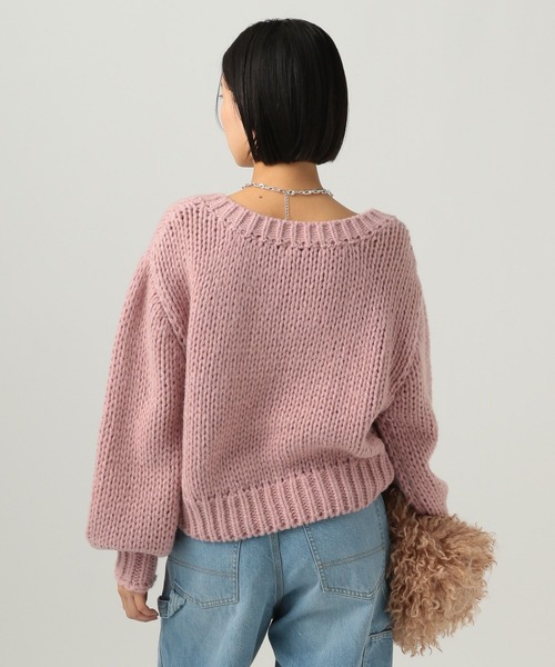 BAYFLOW（ベイフロー）の「[春先まで着られる♪]ザックリVネックニットプルオーバー（ニット/セーター・レディース・ピンク/ライトブルー/オフホワイト・FREE）」の19枚目の写真