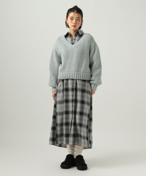 BAYFLOW（ベイフロー）の「[春先まで着られる♪]ザックリVネックニットプルオーバー（ニット/セーター・レディース・ピンク/ライトブルー/オフホワイト・FREE）」の21枚目の写真