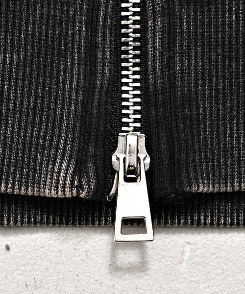 SILVER BULLET(シルバーバレット)の「『SILVER BULLET SELECT AP/シルバーバレットセレクト』トライバル刺繍ZIPパーカー(パーカー・メンズ・ピンク/チャコール・L/M)」の14枚目の写真