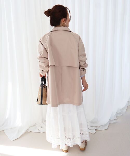 le.coeur blanc(ルクールブラン)の「ツイルストレッチステンカラーコート(ステンカラーコート・レディース・チャコールグレー/ベージュ・38)」の15枚目の写真