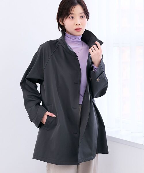 le.coeur blanc(ルクールブラン)の「ツイルストレッチステンカラーコート(ステンカラーコート・レディース・チャコールグレー/ベージュ・38)」の12枚目の写真