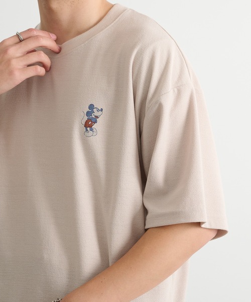 Disney(ディズニー)の「【Disney】ミッキー&ミニー プリントTシャツ 吸汗速乾/イージーケア COOLMAX 6277-6804 MNY(Tシャツ/カットソー・メンズ・ベージュ/ブラック・L/2L/M)」の8枚目の写真