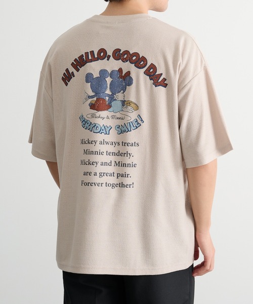 Disney(ディズニー)の「【Disney】ミッキー&ミニー プリントTシャツ 吸汗速乾/イージーケア COOLMAX 6277-6804 MNY(Tシャツ/カットソー・メンズ・ベージュ/ブラック・L/2L/M)」の5枚目の写真