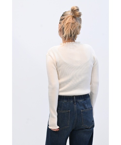 HEART MARKET(ハートマーケット)の「もちもち衿フリルリブニットプルオーバー(Tシャツ/カットソー・レディース・グレー/スミクロ/ホワイト/ブラック系その他・FREE)」の10枚目の写真