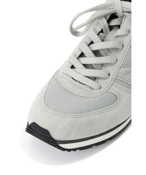 MARGARET HOWELL(マーガレットハウエル)の「MIZUNO RUNNING SHOE(スニーカー・レディース・グレー・23.5/24.5/25.5)」の3枚目の写真