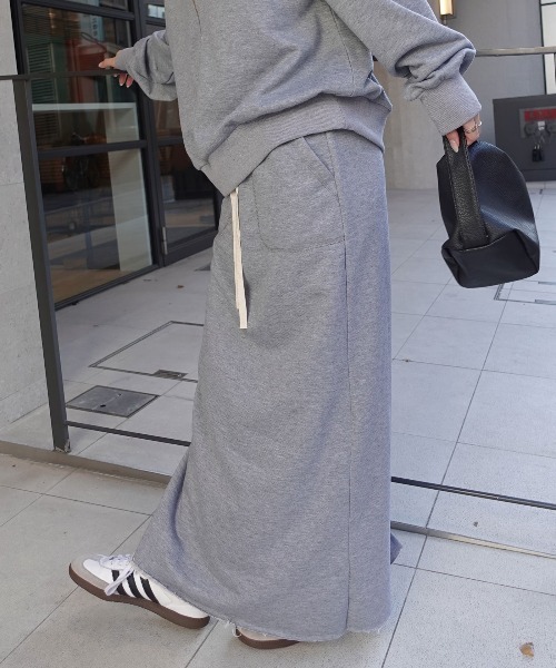 CORNERS（コーナーズ）の「スウェットタイトロングスカート【セットアップ可能】（スカート・レディース・グレー/ブラック/オートミール・M）」の16枚目の写真