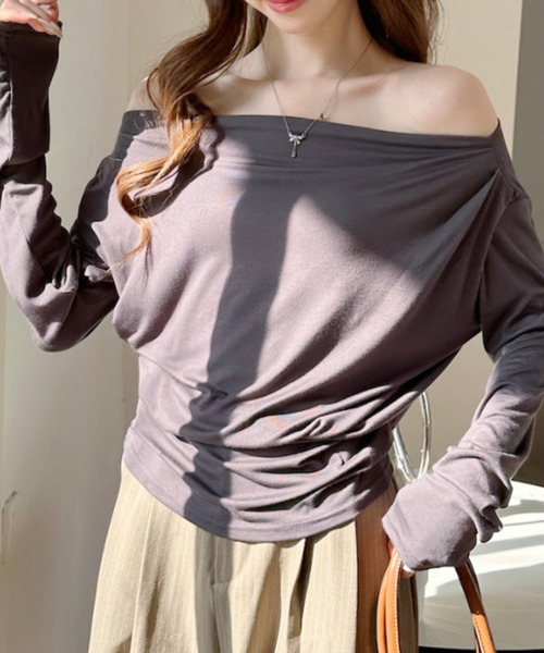 Ada.(エイダ)の「ドレープ ロングスリーブ カットソー(Tシャツ/カットソー・レディース・カーキ/チャコール/ホワイト・FREE)」の1枚目の写真