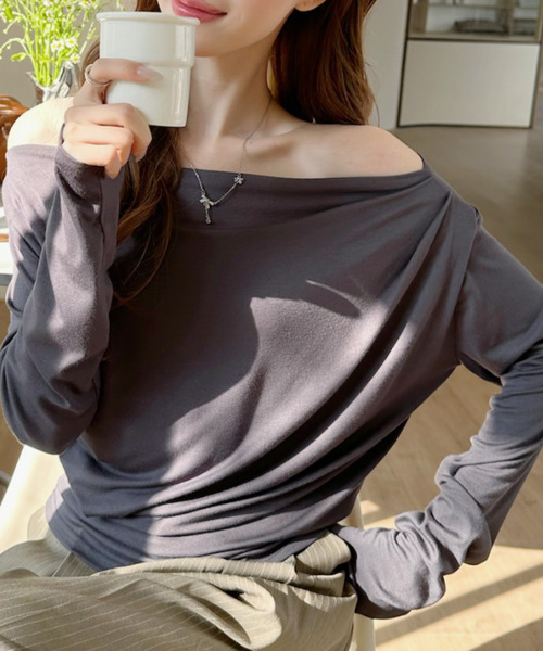 Ada.(エイダ)の「ドレープ ロングスリーブ カットソー(Tシャツ/カットソー・レディース・カーキ/チャコール/ホワイト・FREE)」の11枚目の写真