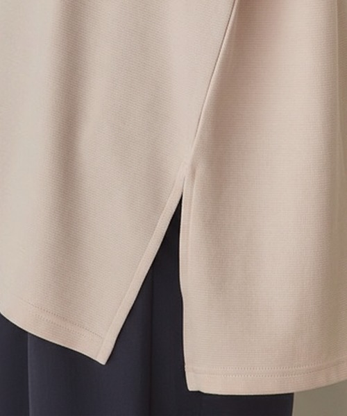 Cinderella（シンデレラ）の「リップルダブルフェイスシルエットプルオーバー ボックスシルエット 裾スリット ストレスフリー トップス カジュアル レディース プルオーバー ミドル丈 春 秋 冬 あたたかい きれいめ かわいい ゆったり（Tシャツ/カットソー・レディース・ブラック/グレー/ピンク/ホワイト/ブラウン・FREE）」の19枚目の写真