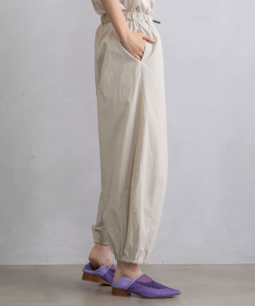 MARECHAL TERRE(マルシャルテル)の「コクーンパンツ(その他パンツ・レディース・カーキ/ブラック/ネイビー/サンドベージュ・MEDIUM)」の20枚目の写真