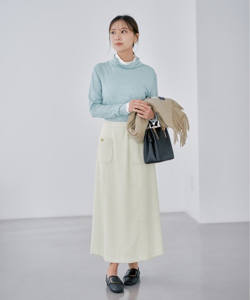 COHINA（コヒナ）の「シルキータッチハイネックカットソー 【低身長・小柄女性】（Tシャツ/カットソー・レディース・ブラック/ブルー/ホワイト・ONE SIZE）」の21枚目の写真