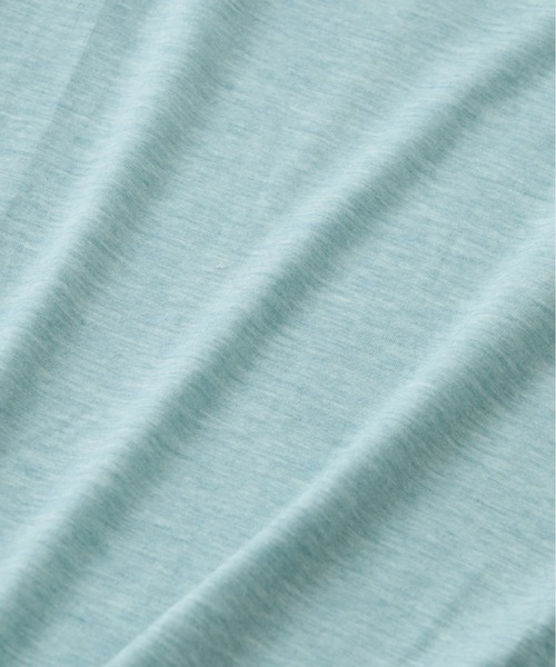COHINA（コヒナ）の「シルキータッチハイネックカットソー 【低身長・小柄女性】（Tシャツ/カットソー・レディース・ブラック/ブルー/ホワイト・ONE SIZE）」の11枚目の写真