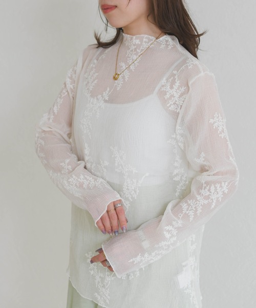 MISCH MASCH(ミッシュマッシュ)の「2026春夏新作 WEB限定 フェミニンシアーレーストップス(Tシャツ/カットソー・レディース・ホワイト・フリ-)」の7枚目の写真