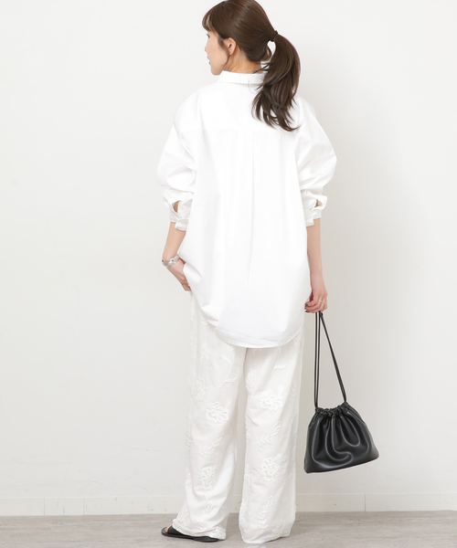 JOURNAL STANDARD relume（ジャーナルスタンダード　レリューム）の「コンパクトコットンストライプビッグシャツ（シャツ/ブラウス・レディース・ホワイト/サックスブルー/ベージュ系その他/ホワイト系その他・FREE）」の7枚目の写真