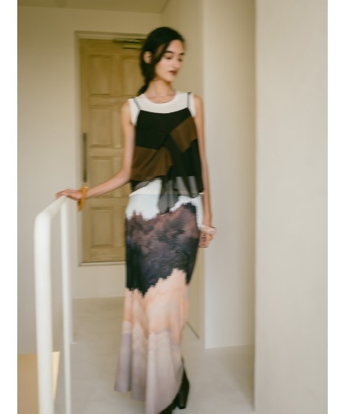 sahara(サハラ)の「Bi-color Ruffle Sheer Camisole/バイカラーラッフルシアーキャミソール(キャミソール・レディース・ブラック/ブルーグレー/ブラウン・FREE)」の20枚目の写真
