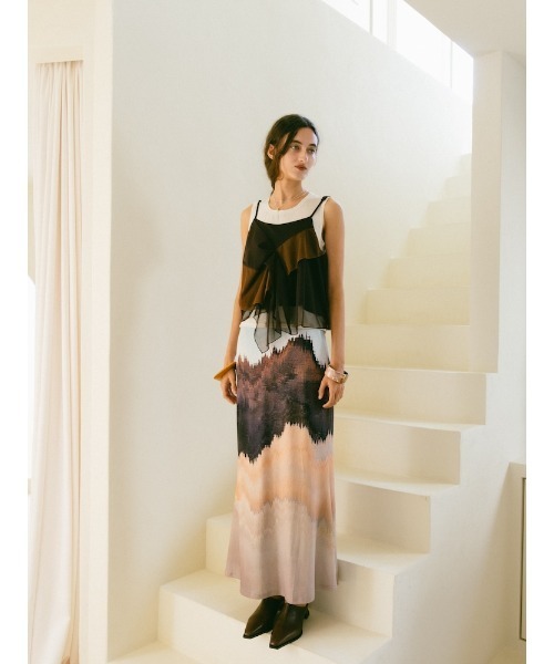 sahara(サハラ)の「Bi-color Ruffle Sheer Camisole/バイカラーラッフルシアーキャミソール(キャミソール・レディース・ブラック/ブルーグレー/ブラウン・FREE)」の22枚目の写真