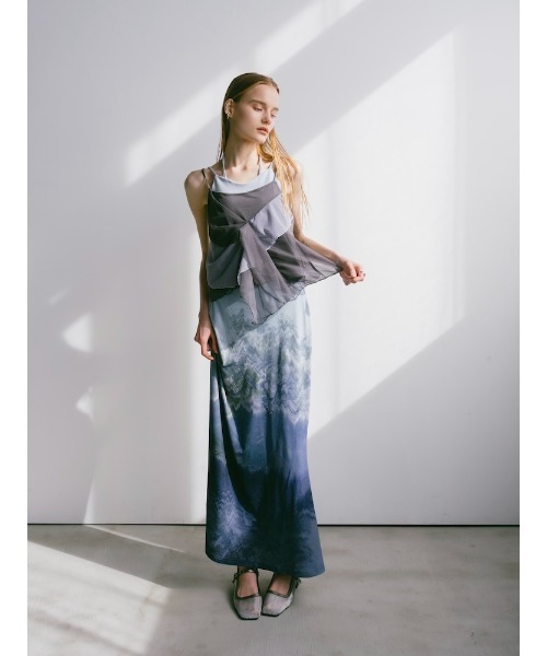 sahara(サハラ)の「Bi-color Ruffle Sheer Camisole/バイカラーラッフルシアーキャミソール(キャミソール・レディース・ブラック/ブルーグレー/ブラウン・FREE)」の7枚目の写真