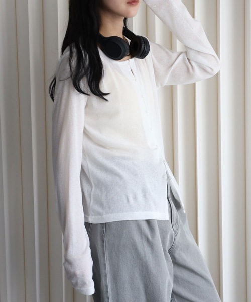 YENNA（イェンナ）の「シアーリブカーディガン　冷房対策/レイヤード（カーディガン/ボレロ・レディース・ブラック/ピンク/ホワイト/ネイビー/サックスブルー・FREE）」の11枚目の写真