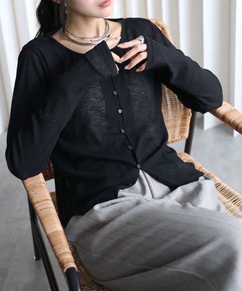 YENNA（イェンナ）の「シアーリブカーディガン　冷房対策/レイヤード（カーディガン/ボレロ・レディース・ブラック/ピンク/ホワイト/ネイビー/サックスブルー・FREE）」の16枚目の写真