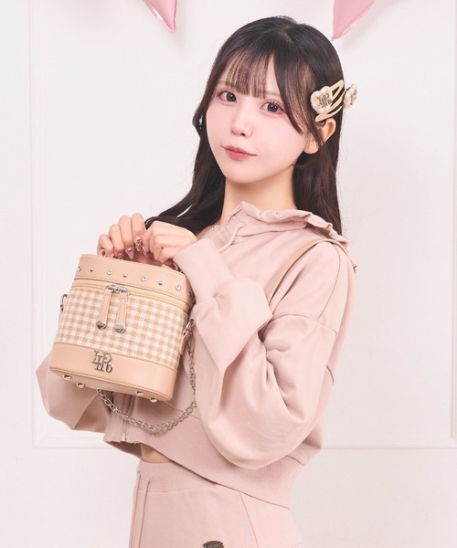 LAFARY（ラファリー）の「ギンガム合皮バニティバッグ（ショルダーバッグ・レディース・ベージュ/ピンク/ブラック・FREE）」の3枚目の写真