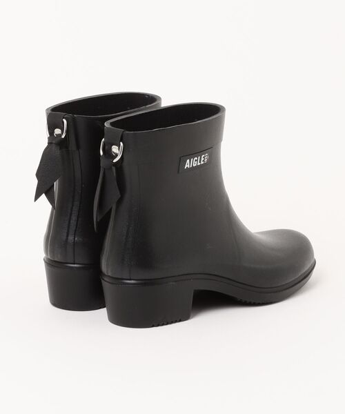 AIGLE(エーグル)の「【AIGLE】エーグル MYRICA BOTTIL(ミリカ ボッティロン)ラバーブーツ ZZFNB28(レインシューズ・レディース・ブラック/ネイビー・36/37/38/39)」の3枚目の写真