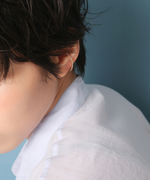 Lilas（リラ）の「オーバルダイヤイヤーカフ K10（片耳）（イヤーカフ）」